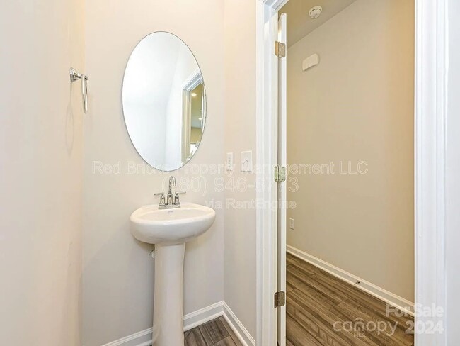 Photo - 3610 Backwater St