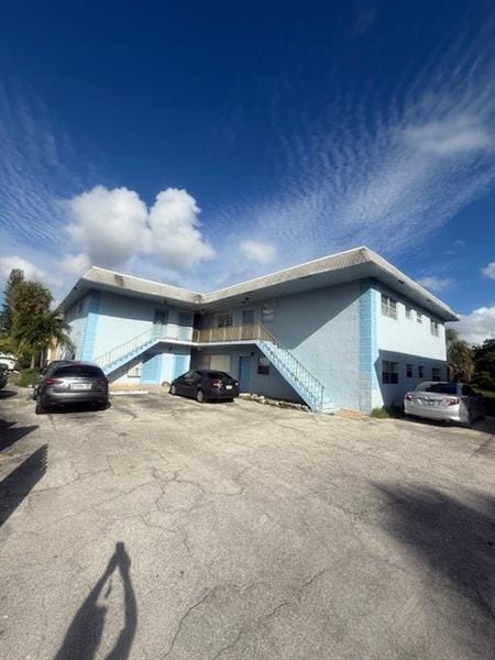 Building Photo - 1021 NW 45th St Unit 5