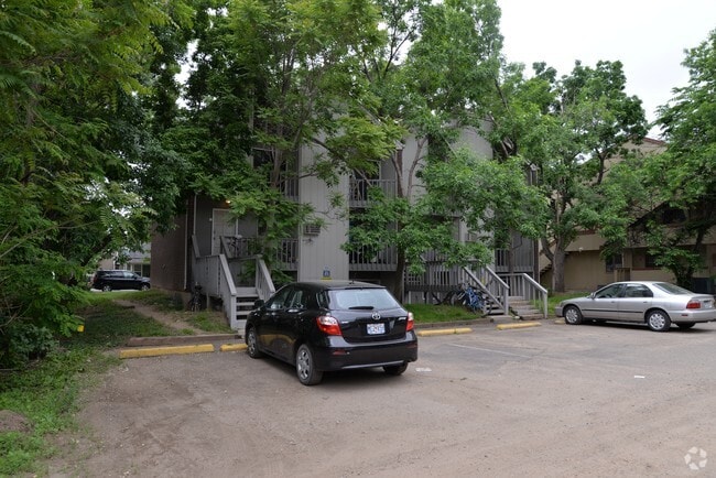 2019 Grove St