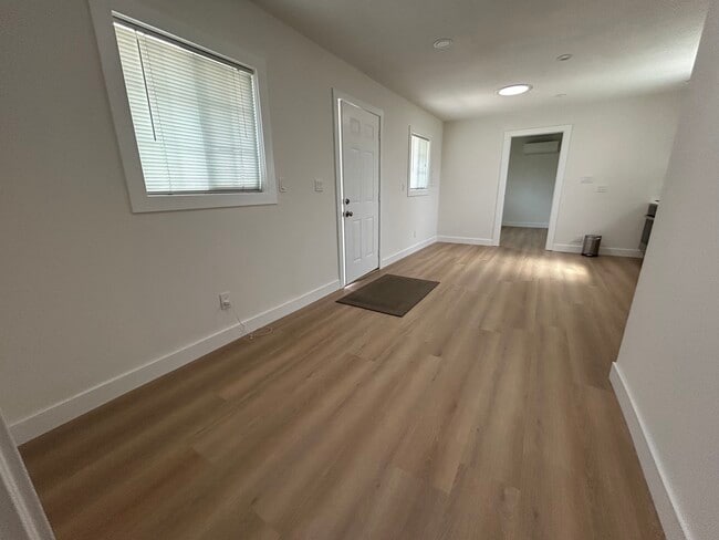 Photo - 2814 Lowell Ave Unit 2814A