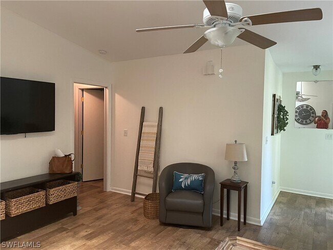 Photo - 1433 SW 51st Ln