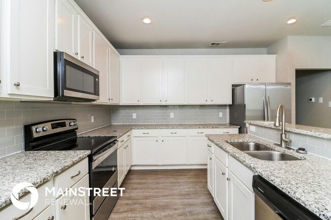 Photo - 206 Perry Ave