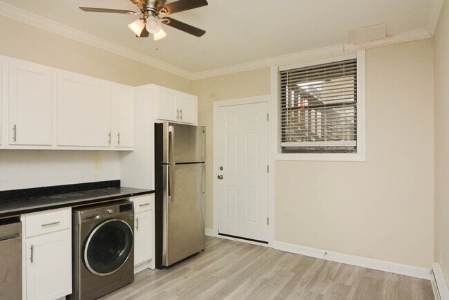 Photo - 726 W Roscoe St Unit N2