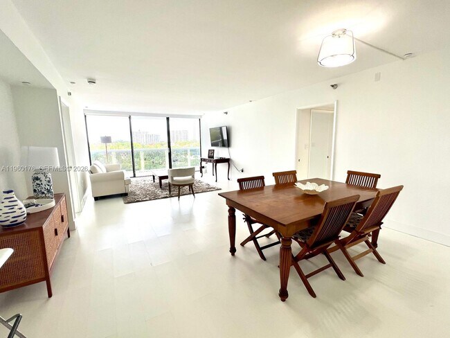 20515 E Country Club Dr Unit 649