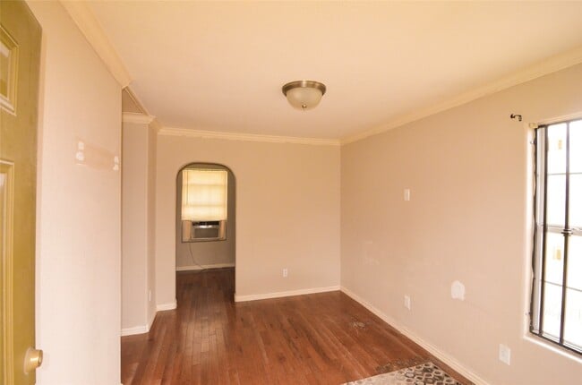 Photo - 7326 Eagle Pass St