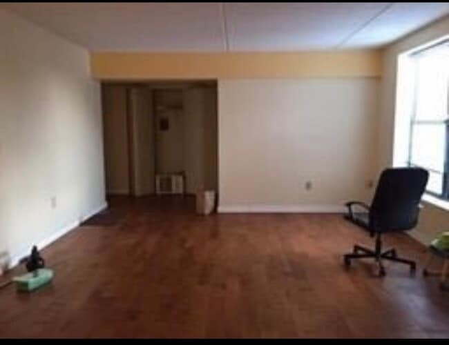 Building Photo - 137 Peterborough St Unit 7H