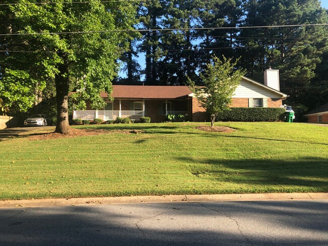 Duplex Unit on right - 5012 Leeshire Trail Townhome