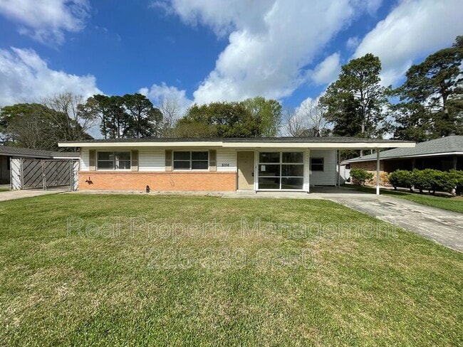 Building Photo - 2156 Seracedar St