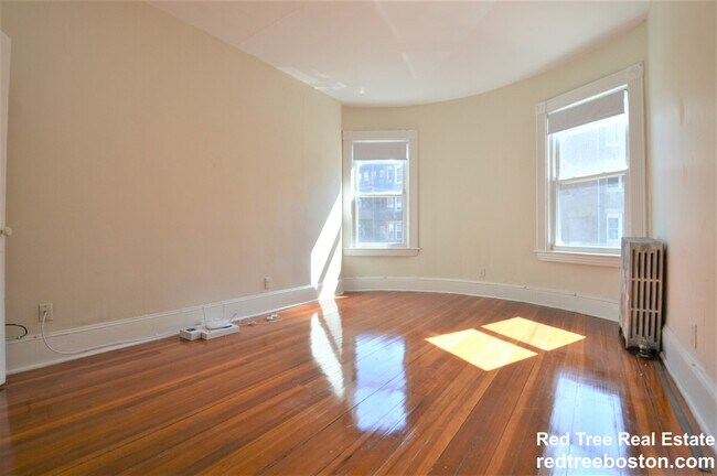 1595 Beacon St Unidad 4