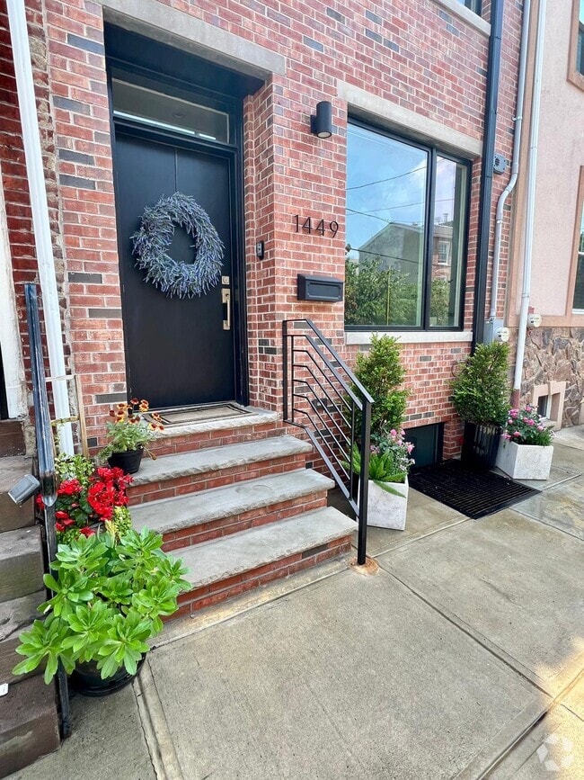 Building Photo - 1449 N 4th St Rental