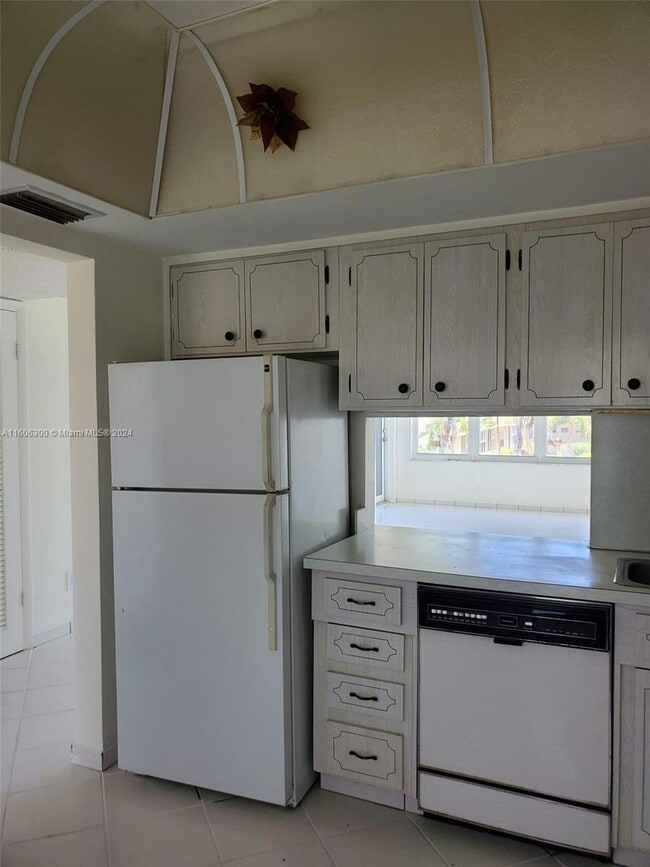 Photo - 1250 Atlantic Shores Blvd Unit 121