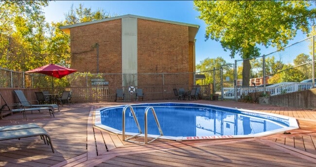 Gateway at Skyline Apartments
