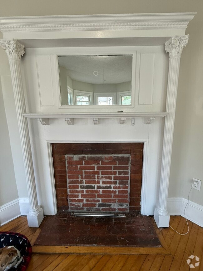 Building Photo - 55 Davis St Unit 3 Rental