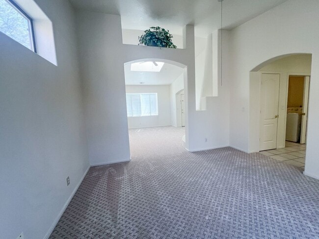 Photo - TOWNHOME - COTTONWOOD - Cottonwood Square Commons