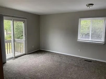 Photo - 207 N Summit St