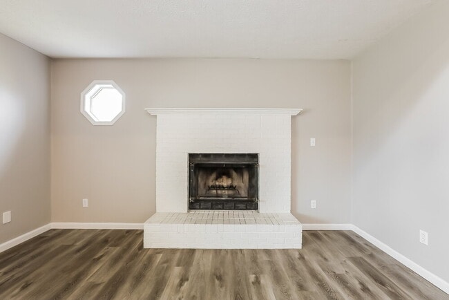 Photo - 8460 Countryside Ct