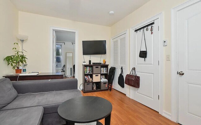 Photo - 363 5th St Unit 2