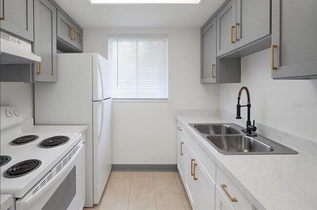 Photo - 1217 Kennedy Rd Unit 56