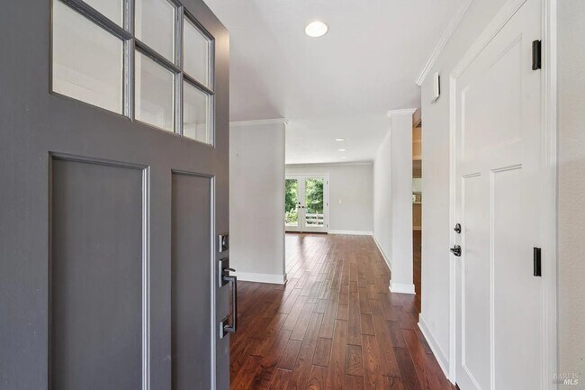 Photo - 1296 Orchard St