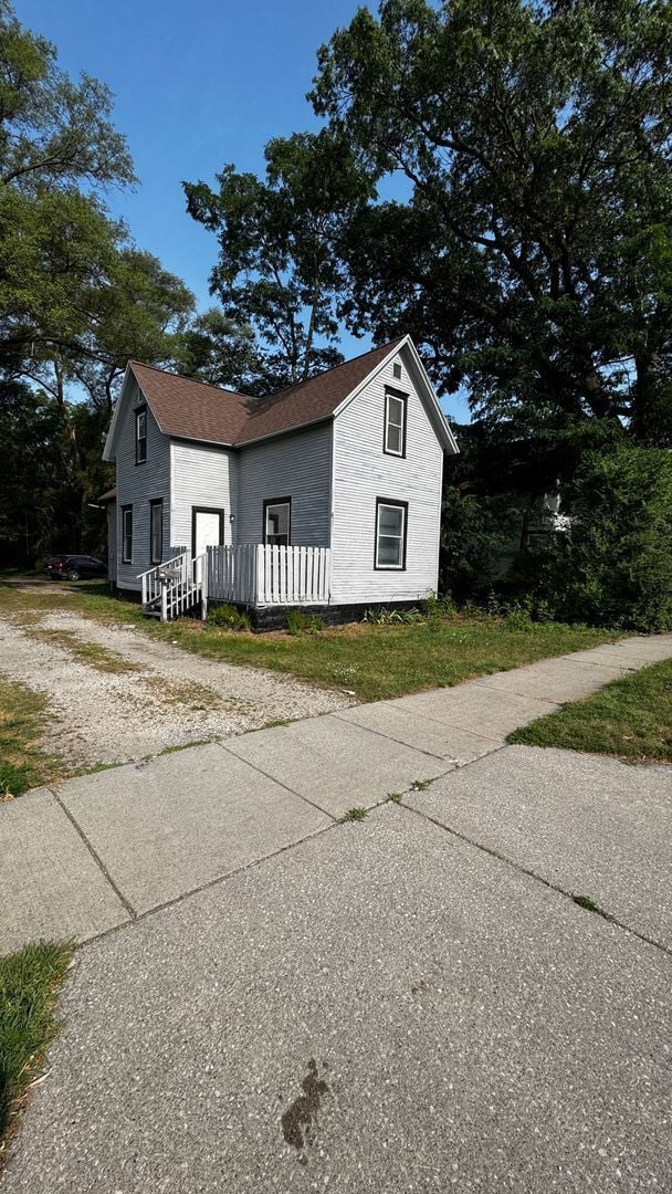 Photo - 871 Wood St