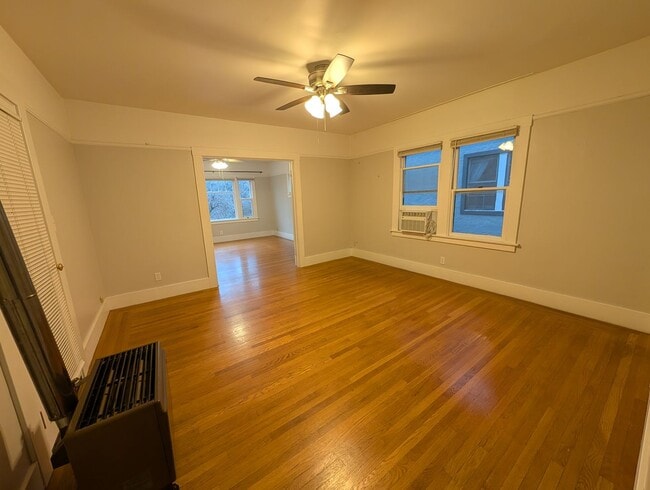 Photo - 92035th Unit #3