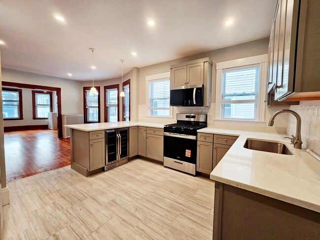 Photo - 69 Turner St Unit 3