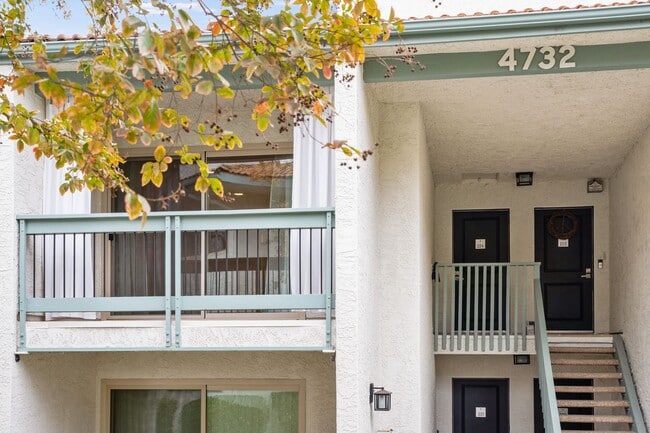 Photo - 4732 Park Granada Unidad 224 Rental