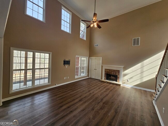 Photo - 31 Ridgeview Dr