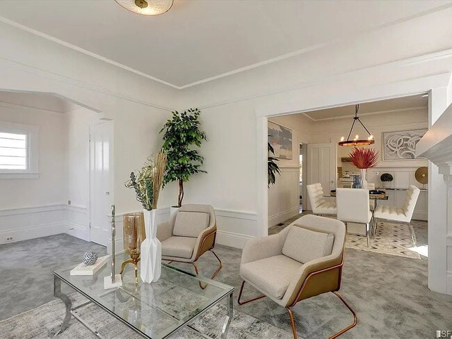 Photo - "Charming 2-Bed Sanctuary in San Francisco – Cozy 900 Sq Ft Retreat!"