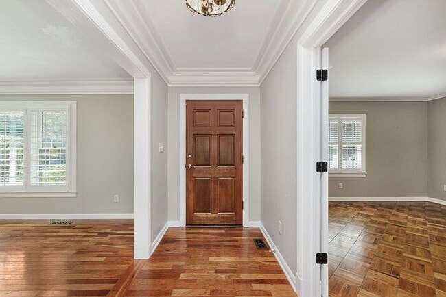Photo - Elegant Updated Meridian-Kessler Home on E...
