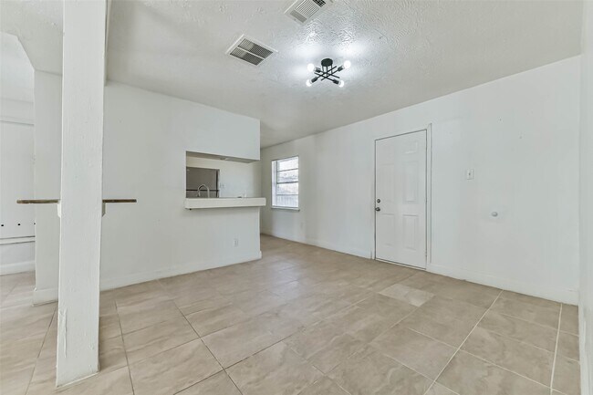 Photo - 11411 Murr Way