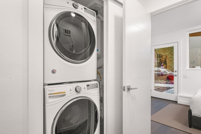 Photo - Stylish, Bright and Efficient 2 bed 1.75 B...