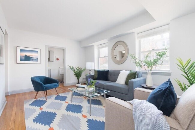 Photo - 395 Broadway Unidad L1B