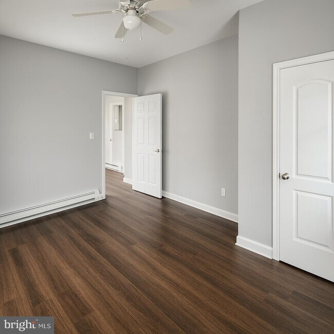 Photo - 849 E Chelten Ave Unidad 1