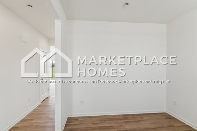 Photo - 7123 Train Station Way