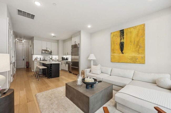 Photo - 3 Somerset Ln Unit 316