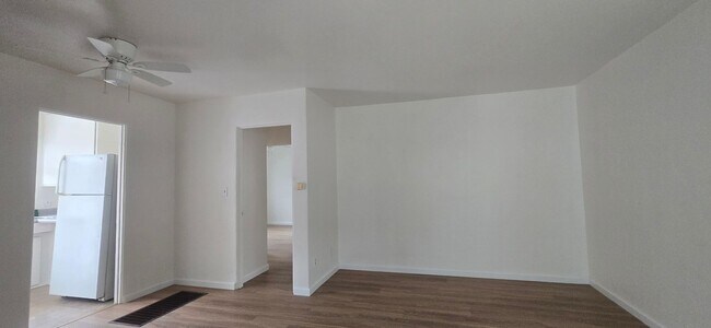Photo - 1533 Chalcedony St Unidad 1537
