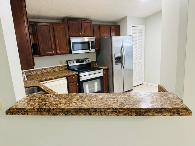 Photo - 5165 Foxhall Pl