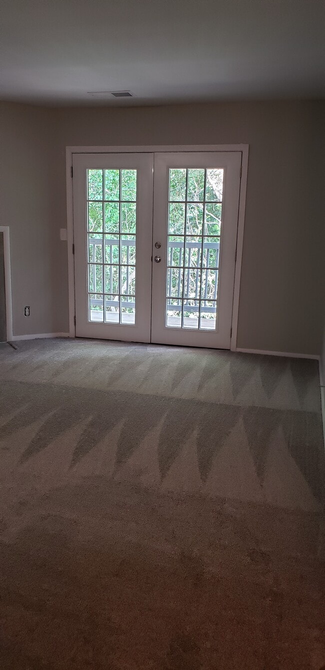 1, 2, 3Bd Renovated