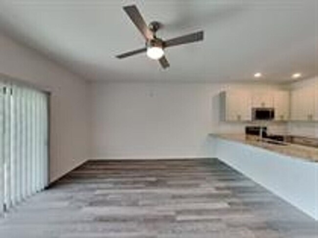 Photo - 24501 Zephyr Ct