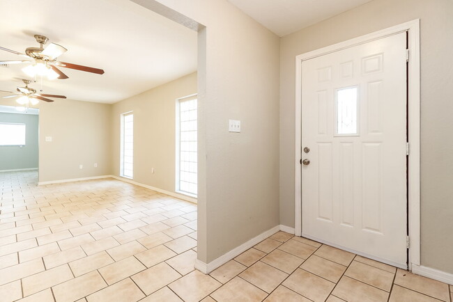 Photo - 26915 Magnolia Blvd