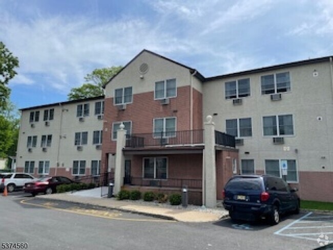 Building Photo - 170 N Oraton Pkwy Unit 113 Rental