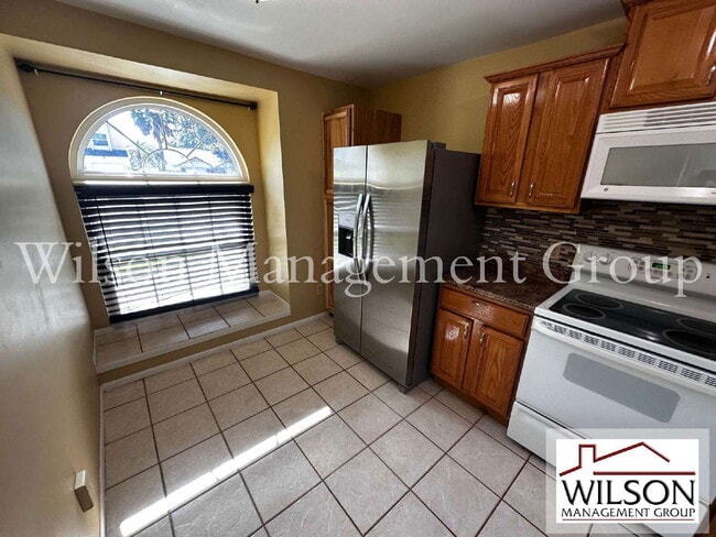 Photo - 1159 Pin Oak Dr