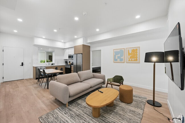 5BR, 5BA - Unit 104 - Living Room