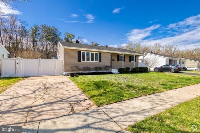 Building Photo - 3345 Sudlersville S Rental
