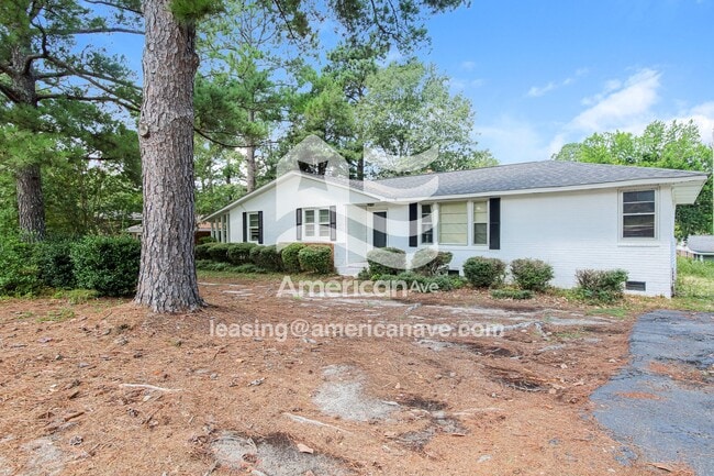 Building Photo - 3023 Pine Belt Rd