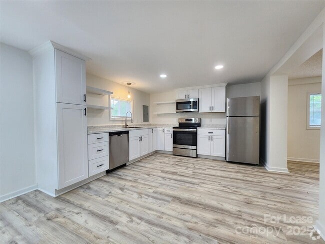 Building Photo - 706 N Caldwell St Rental