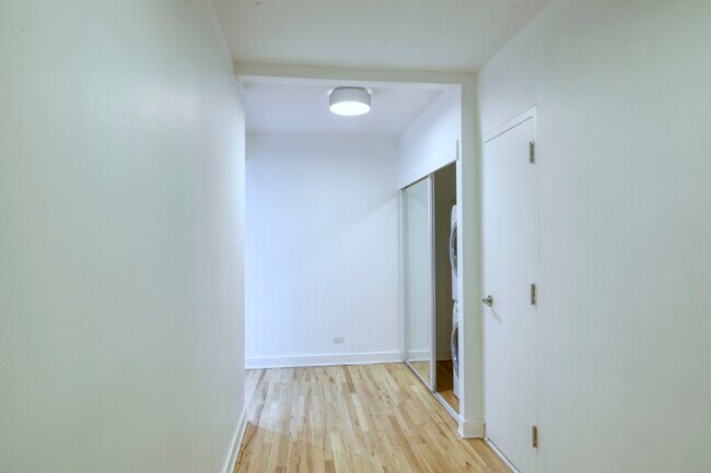 Photo - 3435 Rue Drummond Unit 43