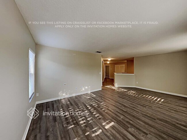 Photo - 7444 Bridgeview Dr