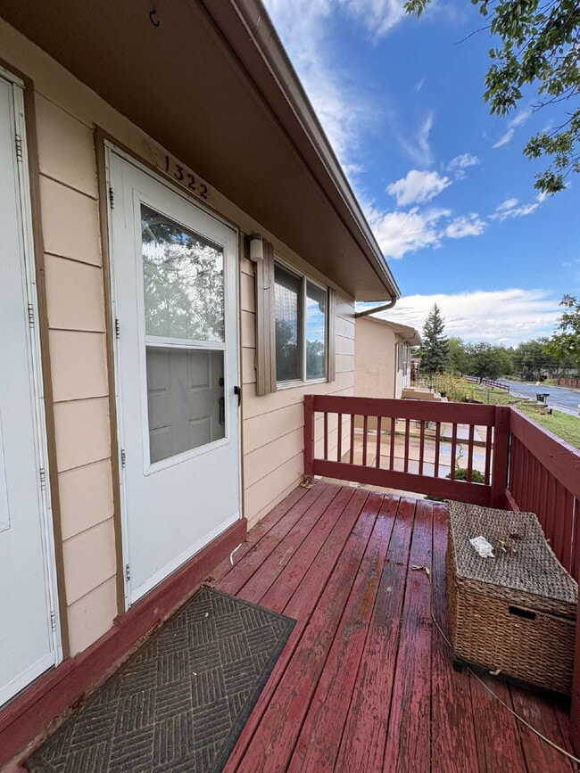 Building Photo - Westside 2 bedroom - Westend